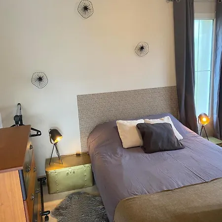 2 Etage Maison Apartman Sablons