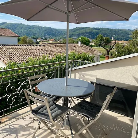 2 Etage Maison Apartman Sablons