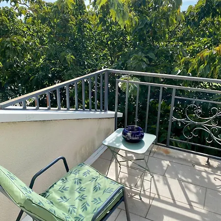 Apartman 2 Etage Maison